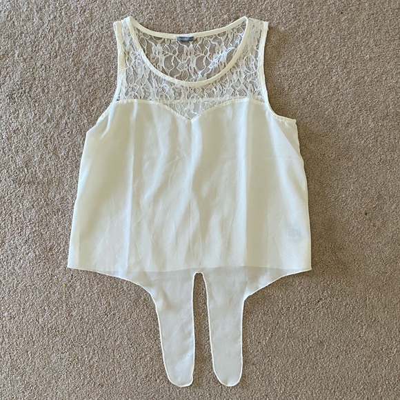 3/$11 Charlotte Russe Sleeveless Blouse EUC - Picture 5 of 6